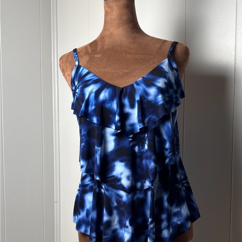 Aqua‎ Green Womens Sz 4/6  Swim Suit Top Blue Multi Tie Dye New belly coverage
